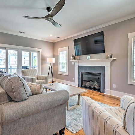 Bright Coastal Abode With Porch And Beach Access! Carolina Beach Exteriör bild
