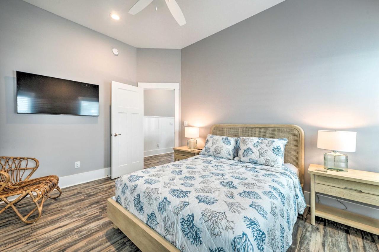 Bright Coastal Abode With Porch And Beach Access! Carolina Beach Exteriör bild